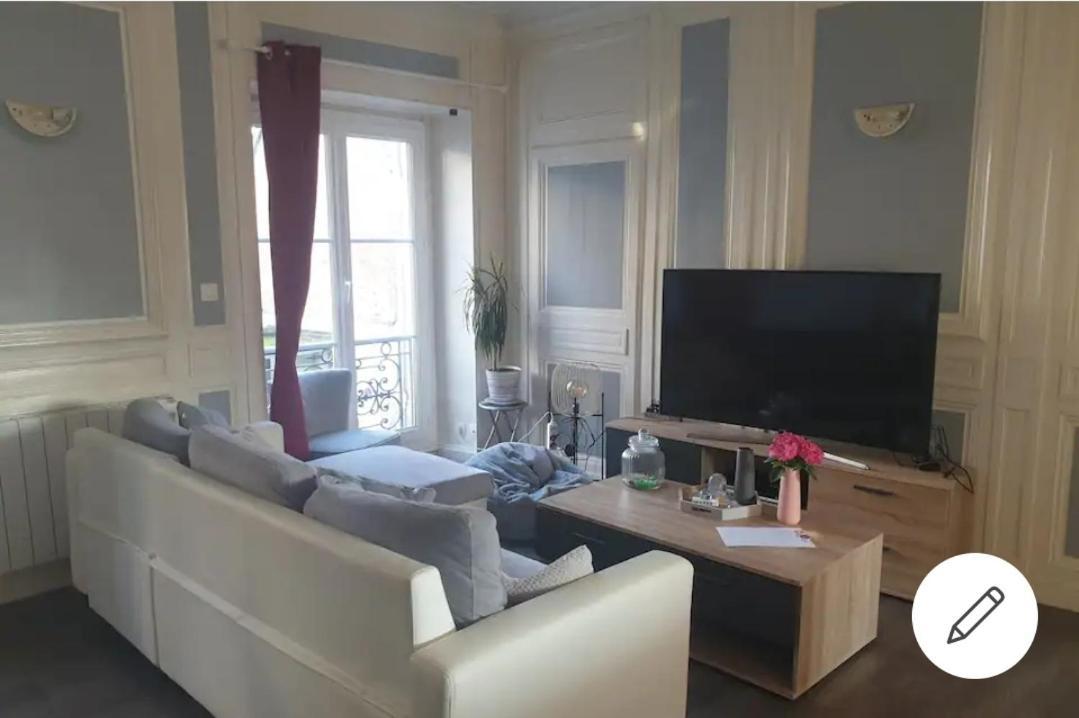 Appartement Ideal En Centre Ville Pont-Audemer Extérieur photo