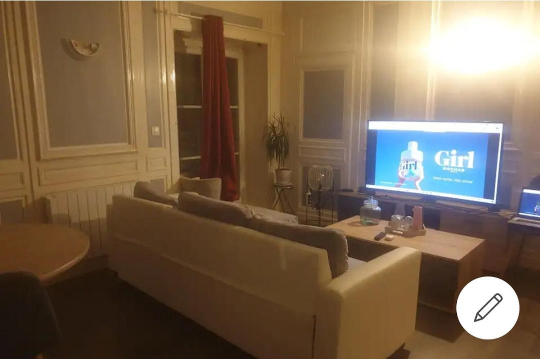 Appartement Ideal En Centre Ville Pont-Audemer Extérieur photo